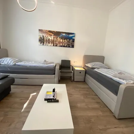 House-in - Free Parking - Wifi - Kitchen * Essen