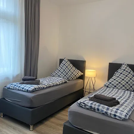 House-in - Free Parking - Wifi - Kitchen Apartment Essen