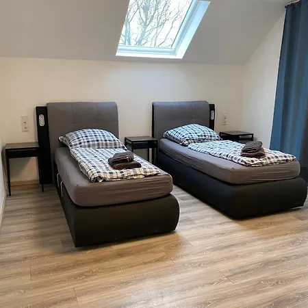 House-in - Free Parking - Wifi - Kitchen Appartement *