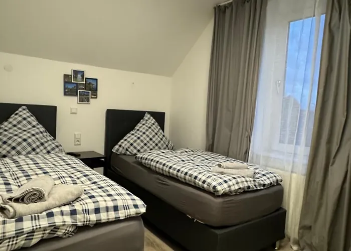 House-in - Free Parking - Wifi - Kitchen Διαμέρισμα Έσσεν